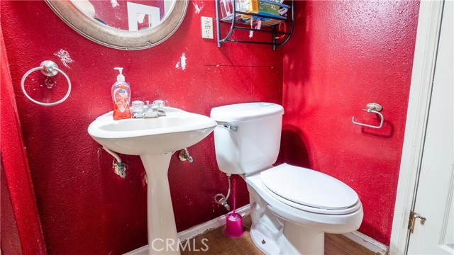 Lynwood, California, 90262, United States, 5 Bedrooms Bedrooms, ,4 BathroomsBathrooms,Residential,For Sale,2011680