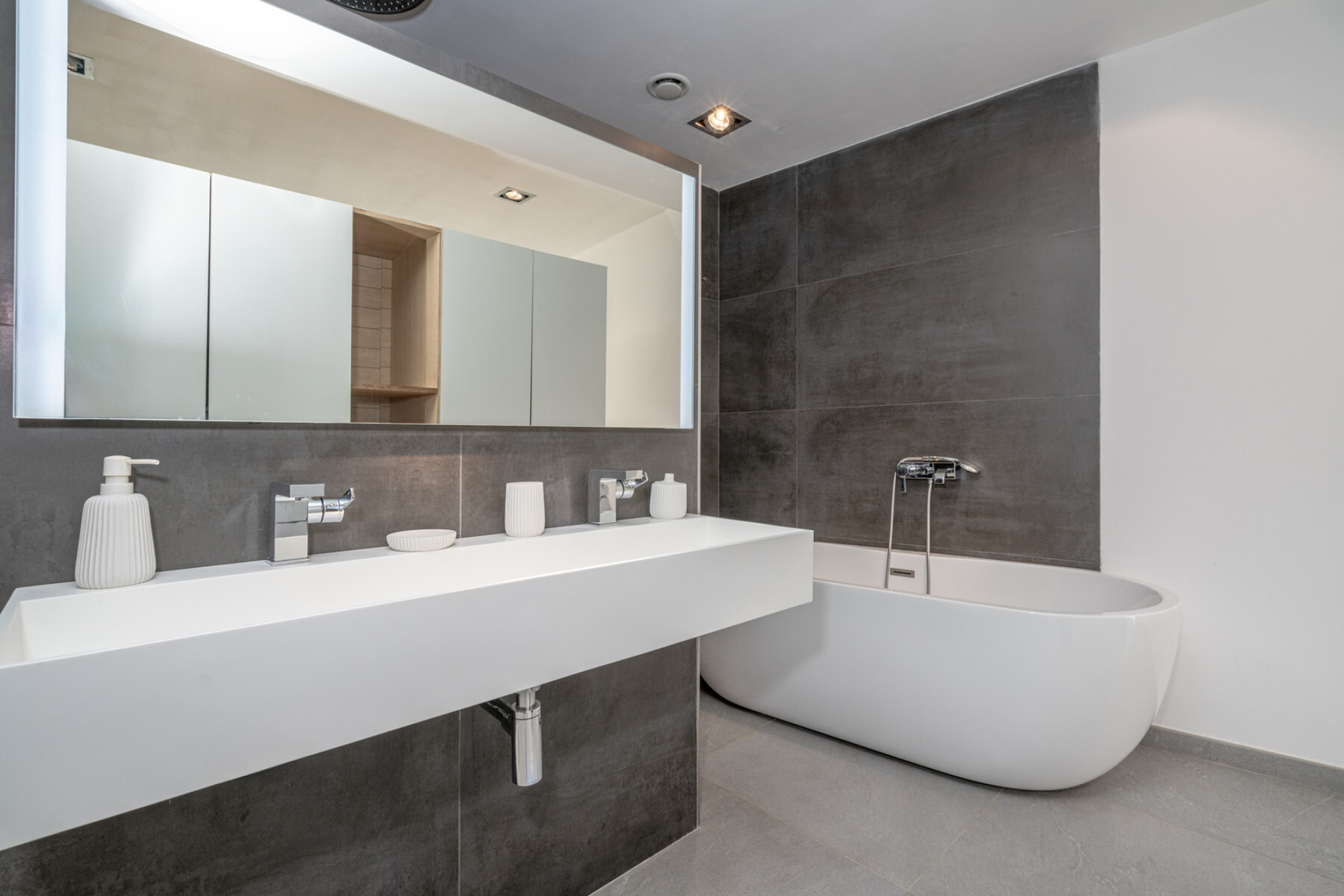  Modern design house with panoramic views - 物件實景