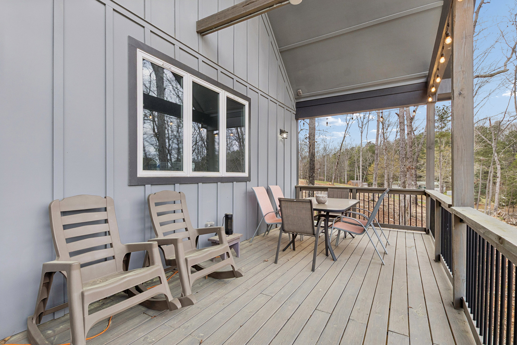  Extraordinary Custom-Built 2019 Barndominium-Inspired Residence - 物件實景