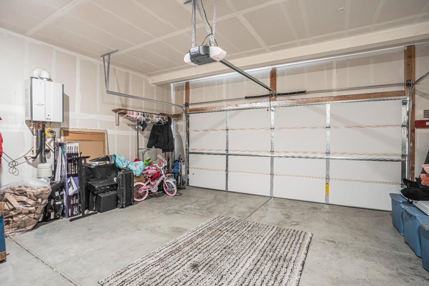 Sacramento, California, 95834, United States, 3 Bedrooms Bedrooms, ,3 BathroomsBathrooms,Residential,For Sale,1896933
