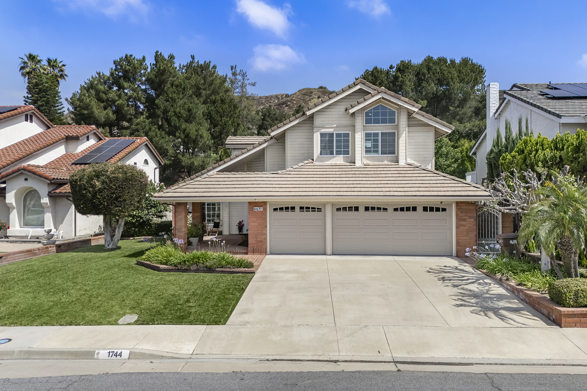 Walnut, California, 91789, United States, 5 Bedrooms Bedrooms, ,3 BathroomsBathrooms,Residential,For Sale,2048876