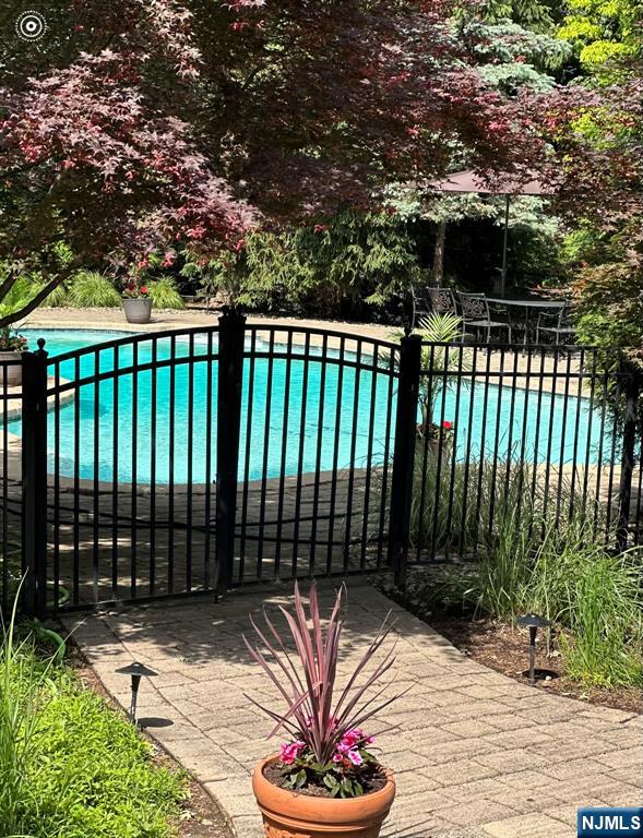 Wyckoff, New Jersey, 07481, United States, 4 Bedrooms Bedrooms, ,3 BathroomsBathrooms,Residential,For Sale,1950847