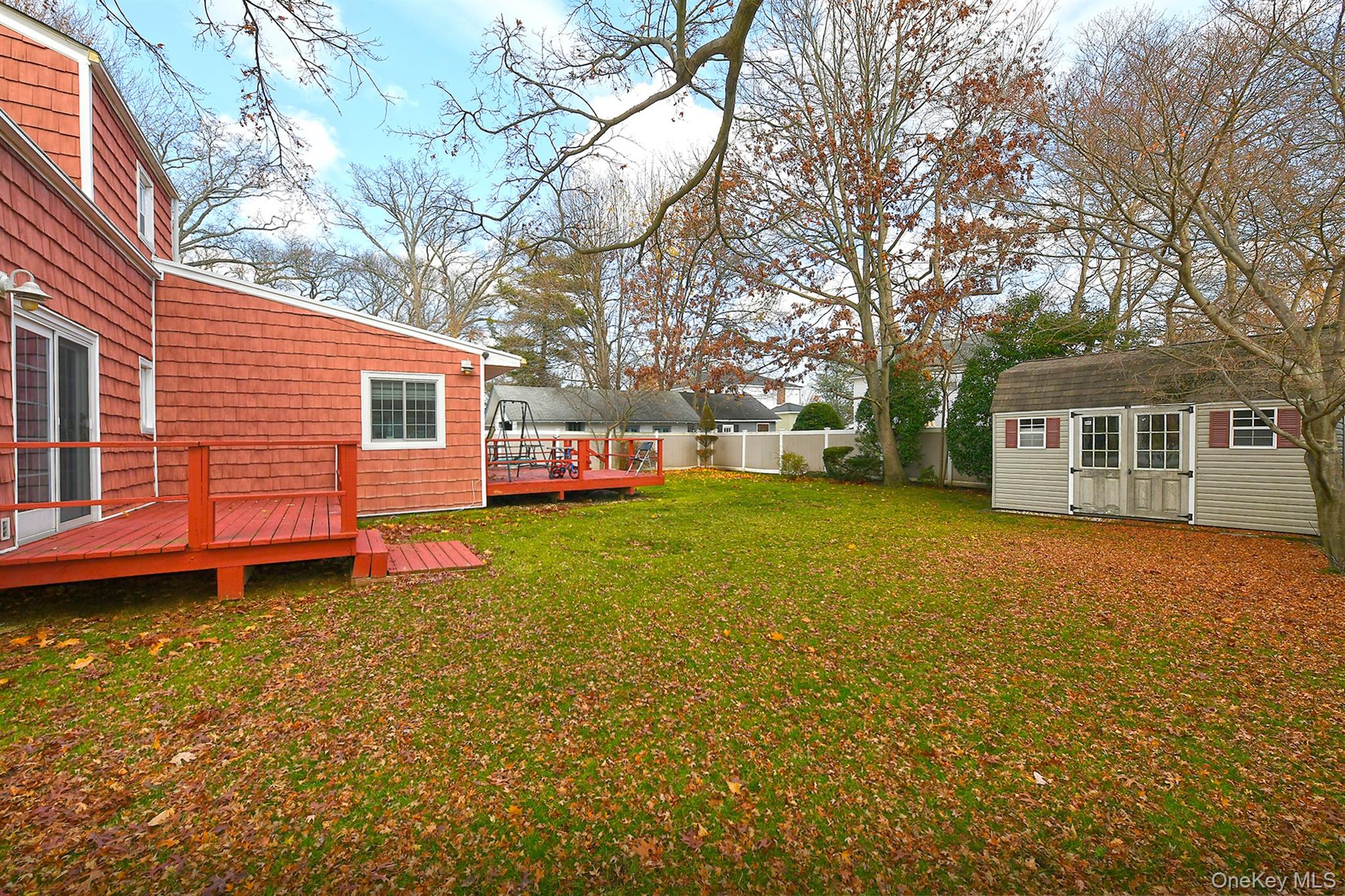 Freeport, New York, 11520, United States, 3 Bedrooms Bedrooms, ,2 BathroomsBathrooms,Residential,For Sale,2003300