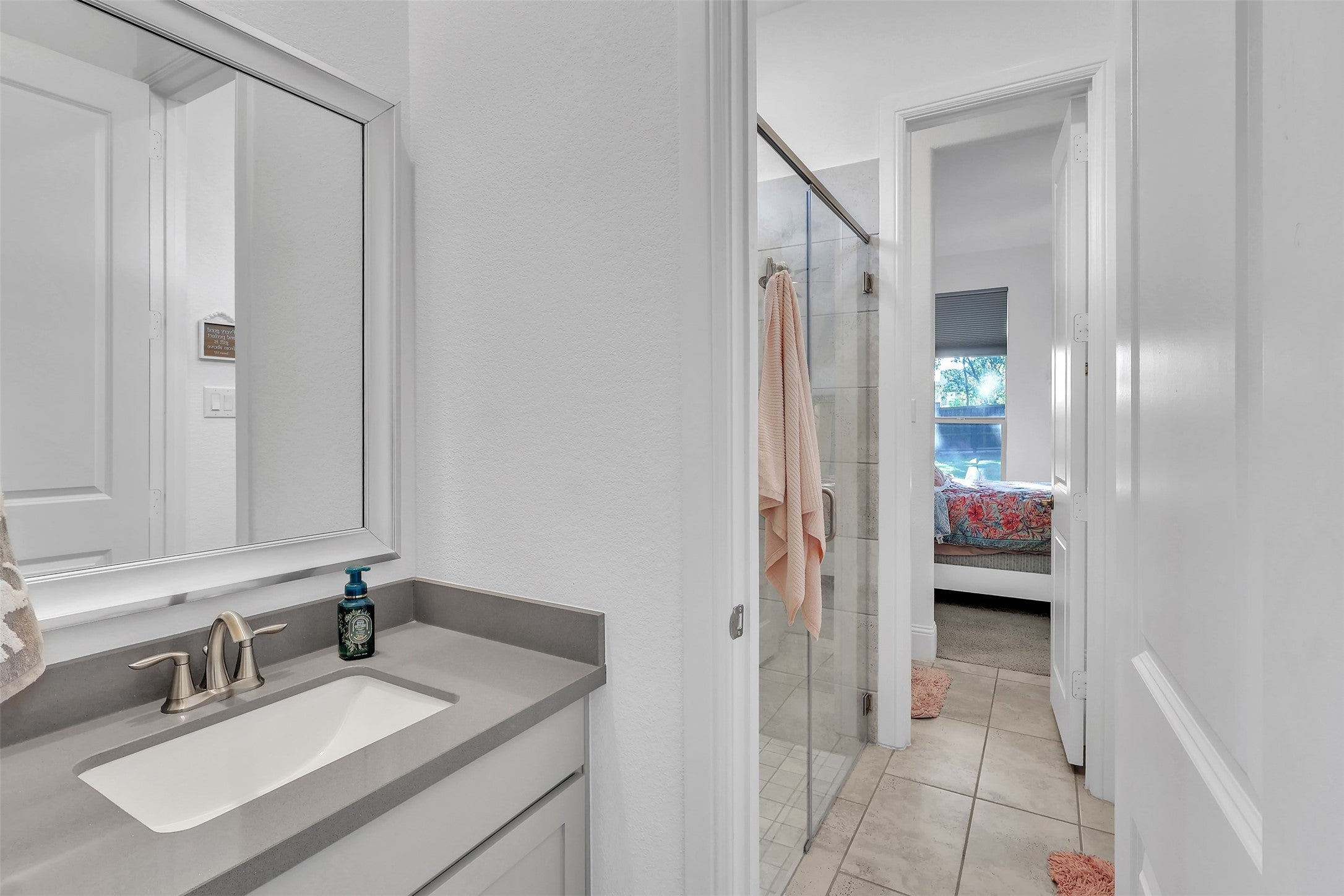 Keller, Texas, 76248, United States, 4 Bedrooms Bedrooms, ,5 BathroomsBathrooms,Residential,For Sale,1981790