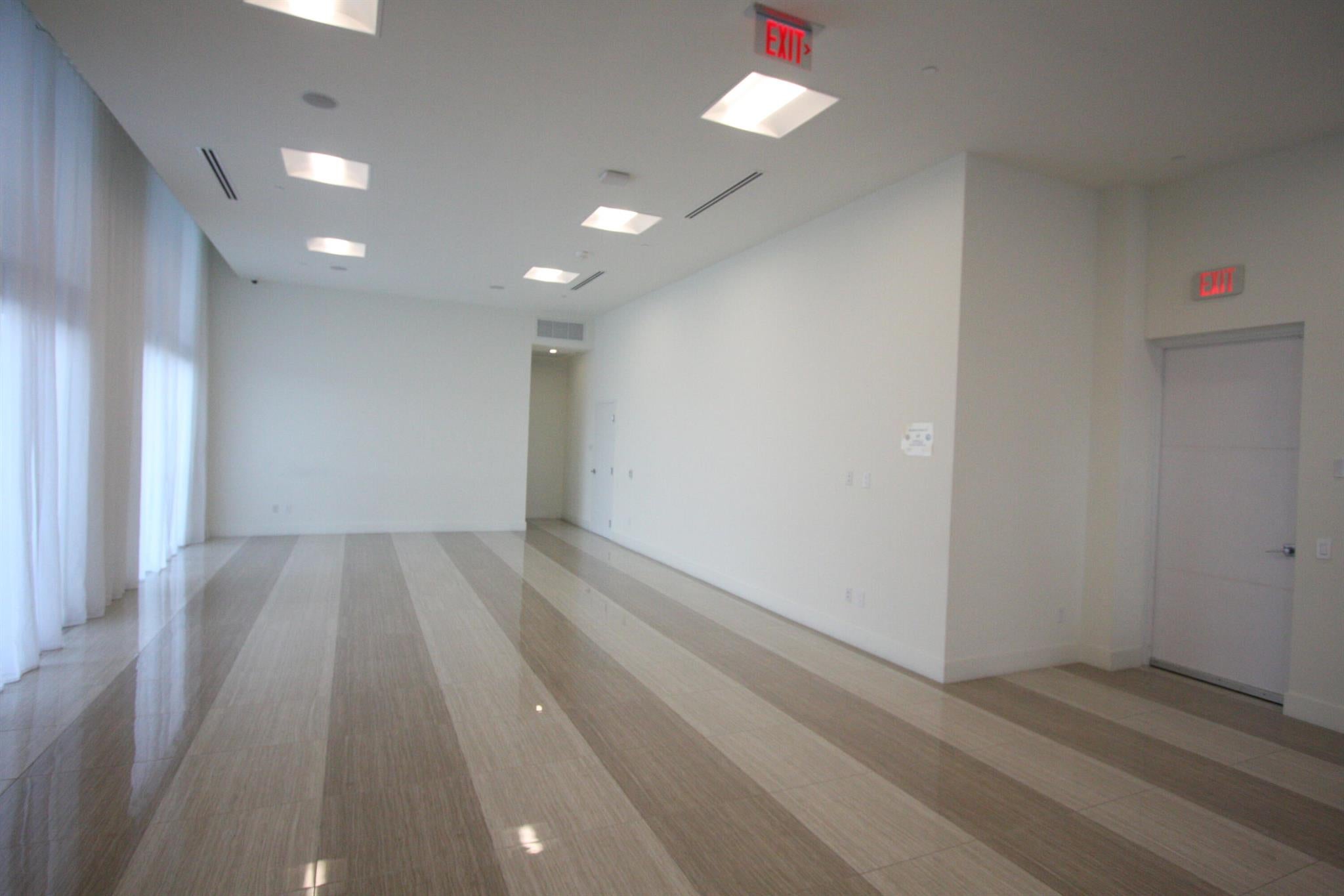 Sunrise, Florida, 33323, United States, 3 Bedrooms Bedrooms, ,3 BathroomsBathrooms,Residential,For Sale,1977399