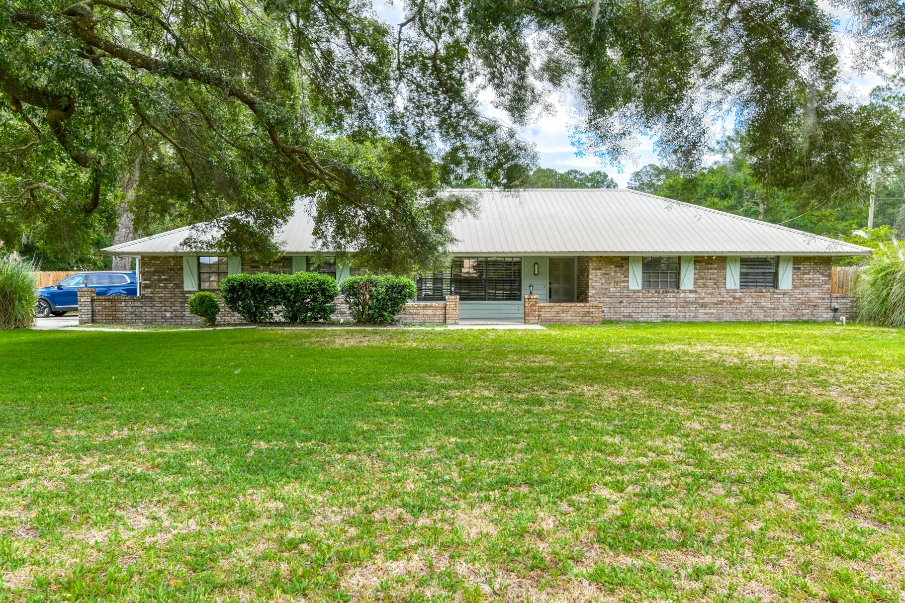Palatka, Florida, 32177, United States, 4 Bedrooms Bedrooms, ,3 BathroomsBathrooms,Residential,For Sale,1865874