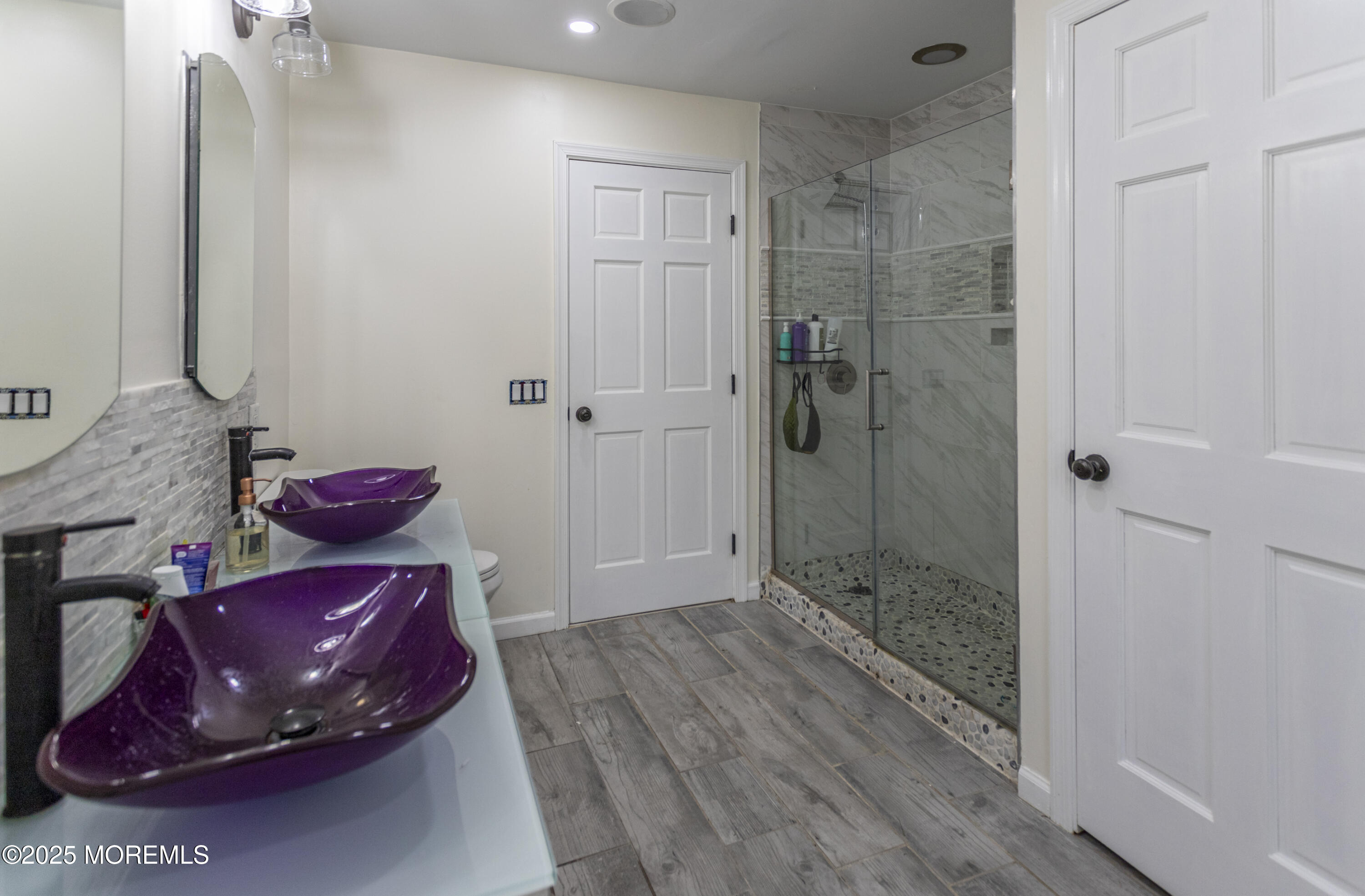 Toms River, New Jersey, 08757, United States, 5 Bedrooms Bedrooms, ,2 BathroomsBathrooms,Residential,For Sale,1981091