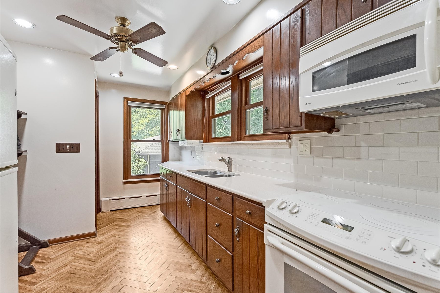  Authentic Craftsman-Style Property Offers Timeless Character - 物件實景
