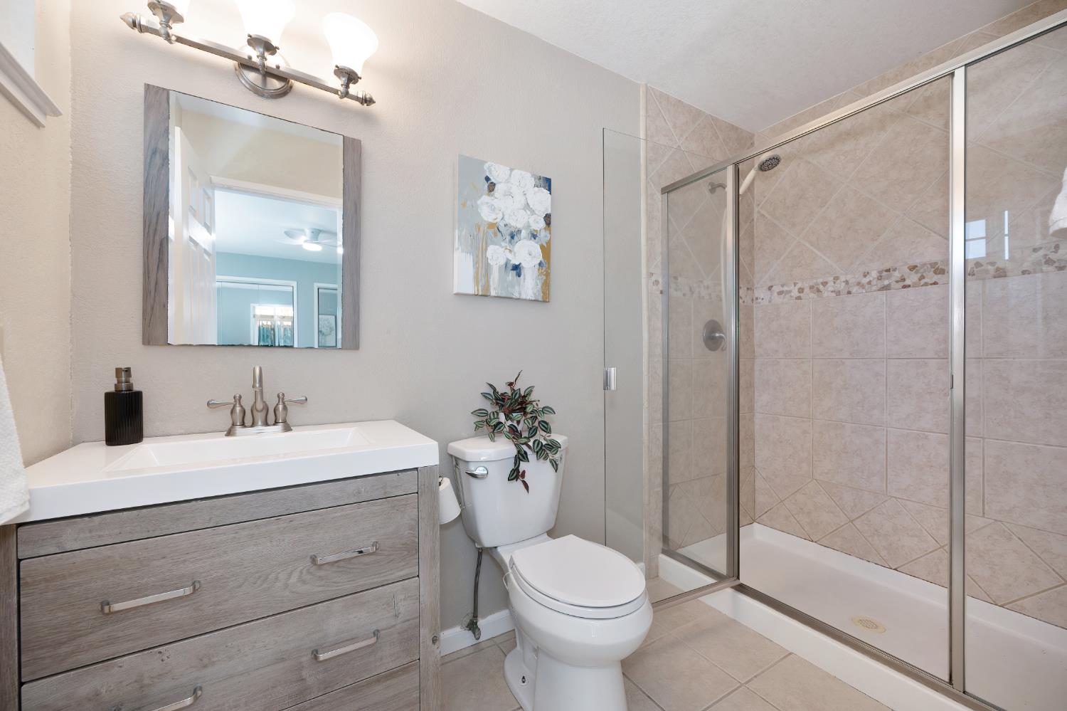 Orangevale, California, 95662, United States, 3 Bedrooms Bedrooms, ,2 BathroomsBathrooms,Residential,For Sale,1926180