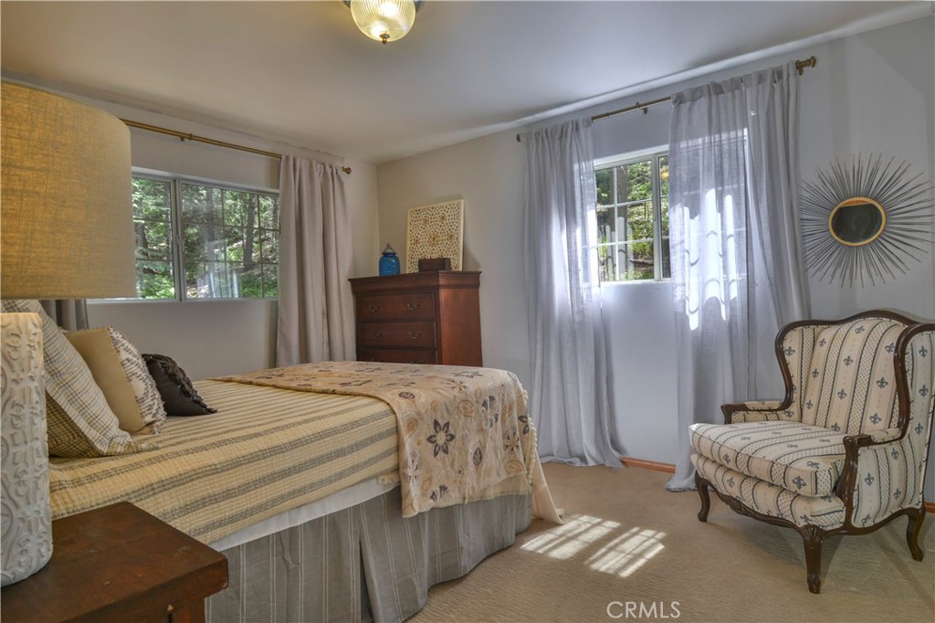 Lake Arrowhead, California, 92317, United States, 3 Bedrooms Bedrooms, ,3 BathroomsBathrooms,Residential,For Sale,1890346