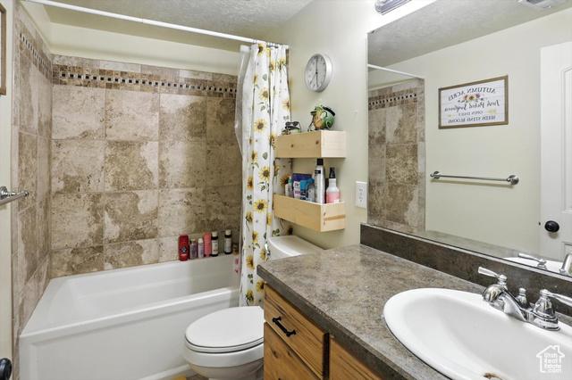 Tremonton, Utah, 84337, United States, 6 Bedrooms Bedrooms, ,3 BathroomsBathrooms,Residential,For Sale,1974496