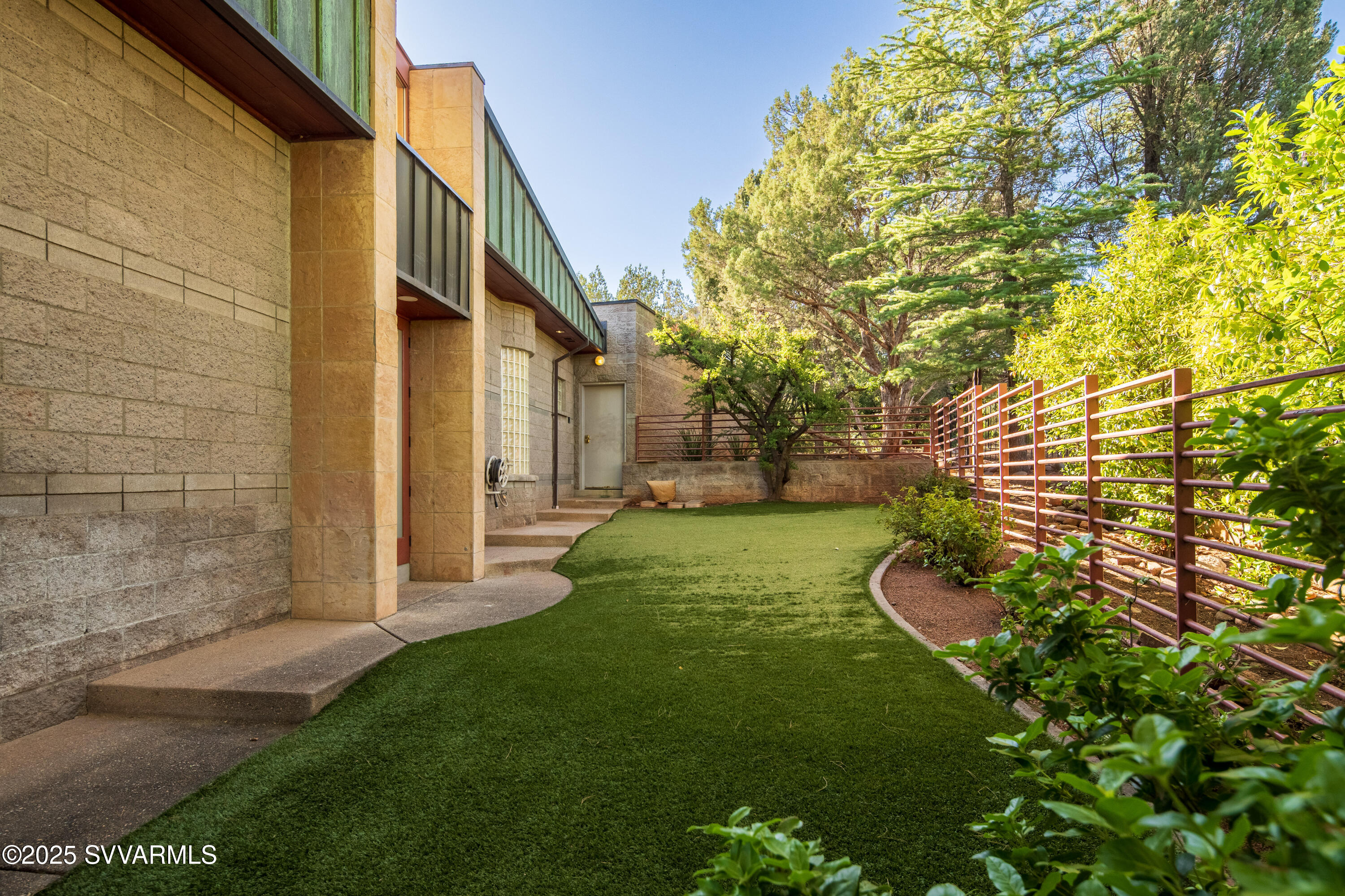 Sedona, Arizona, 86336, United States, 4 Bedrooms Bedrooms, ,3 BathroomsBathrooms,Residential,For Sale,1895371