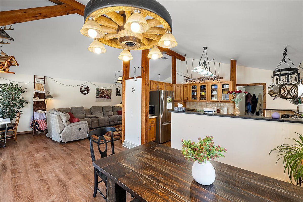 Metamora, Michigan, 48455, United States, 3 Bedrooms Bedrooms, ,2 BathroomsBathrooms,Residential,For Sale,1705008