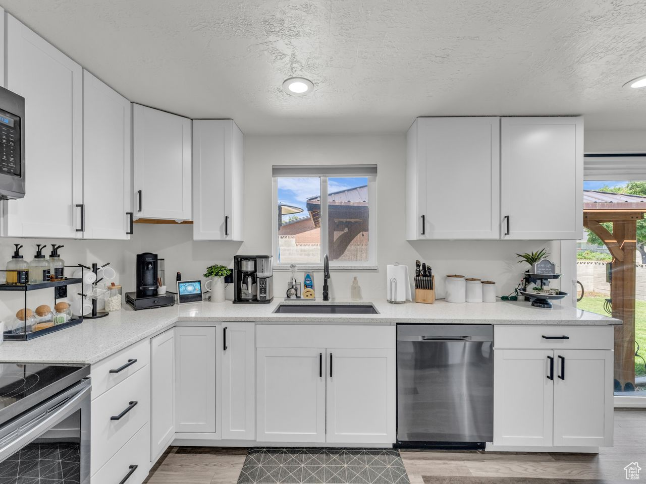 West Valley City, Utah, 84120, United States, 4 Bedrooms Bedrooms, ,2 BathroomsBathrooms,Residential,For Sale,1875752