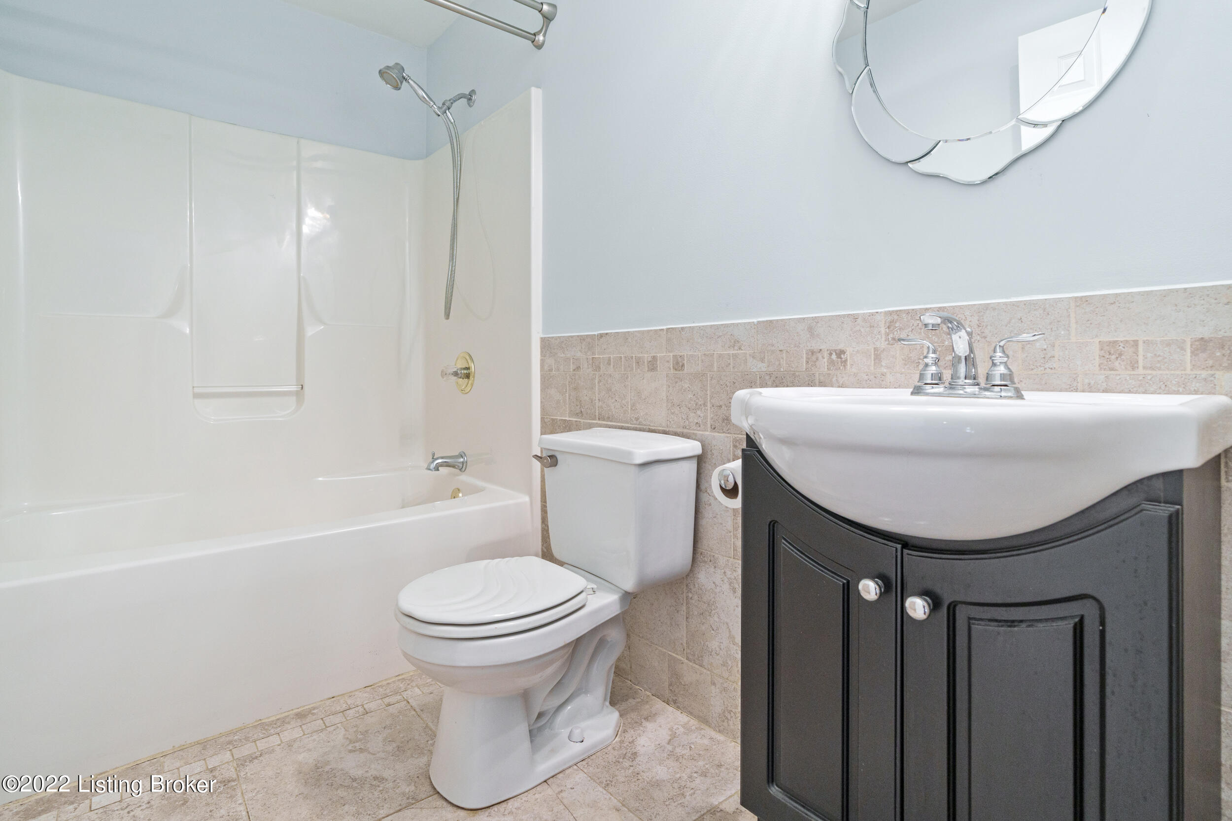 Pendleton, Kentucky, 40055, United States, 3 Bedrooms Bedrooms, ,2 BathroomsBathrooms,Residential,For Sale,1877377