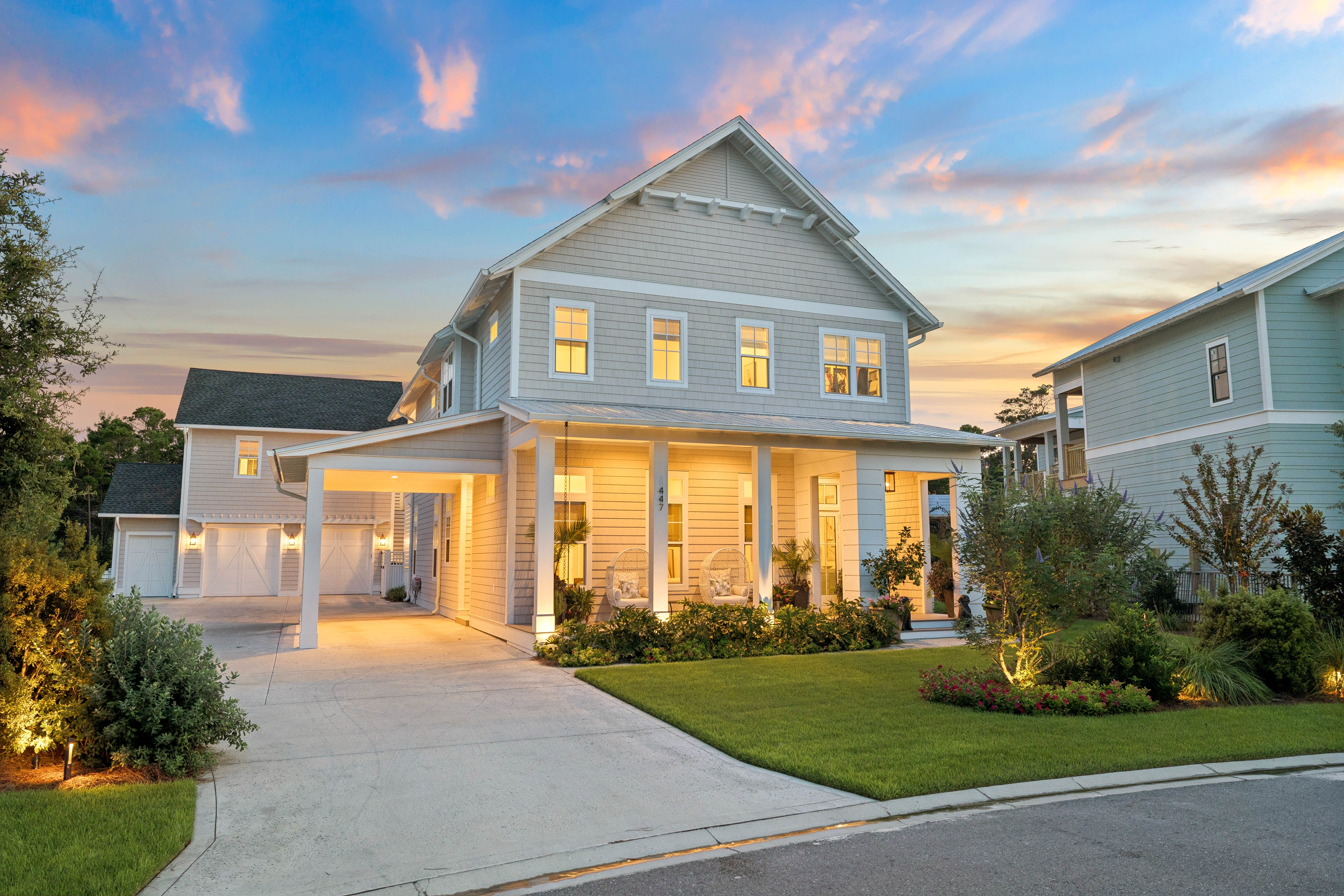  Custom Home Backing To State Forest And Coastal Dune Lake - 物件實景