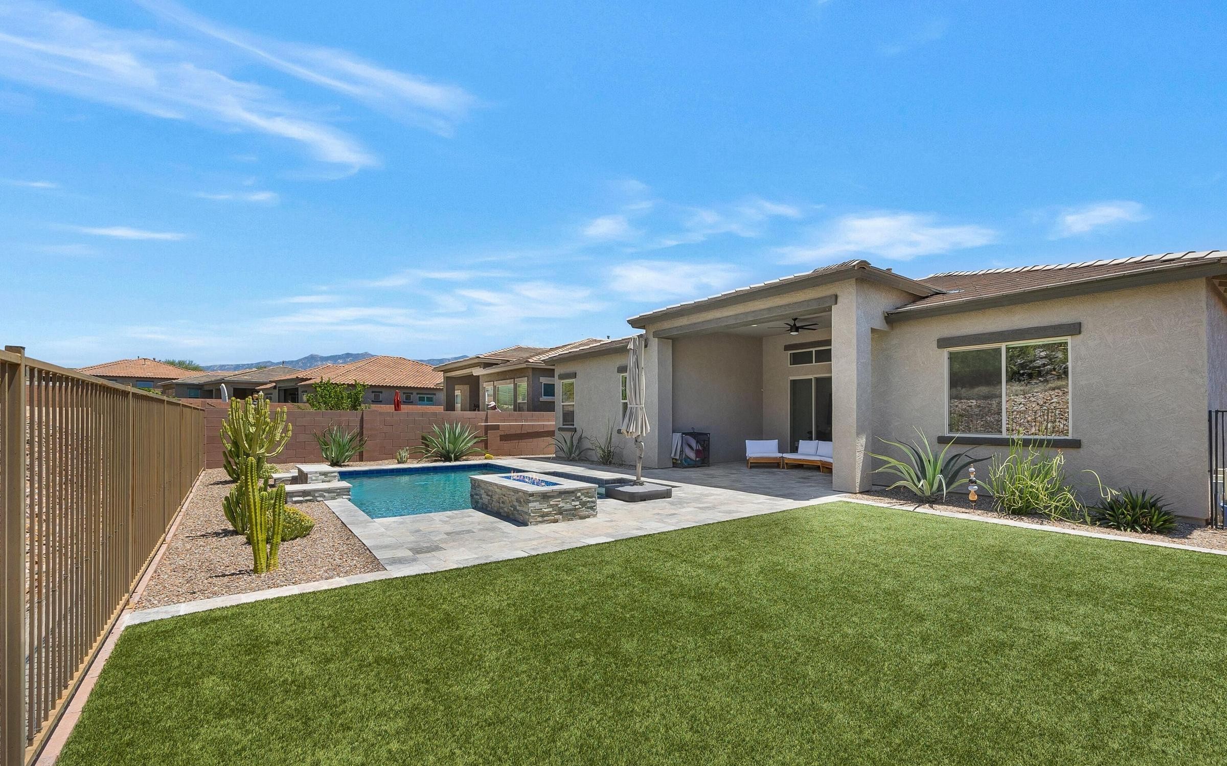  13477 N Mariposa Lily Drive, Oro Valley, AZ 85755 - 物件實景