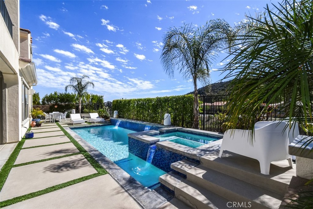 West Hills, California, 91304, United States, 5 Bedrooms Bedrooms, ,6 BathroomsBathrooms,Residential,For Sale,1847144