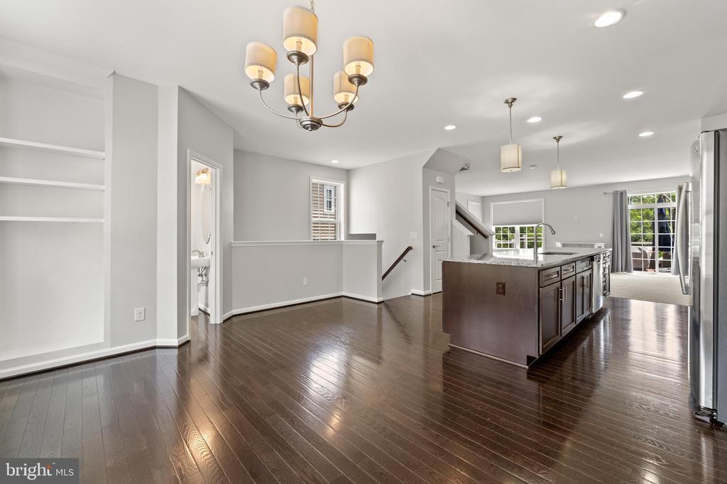 Fredericksburg, Virginia, 22401, United States, 4 Bedrooms Bedrooms, ,4 BathroomsBathrooms,Residential,For Sale,1827439