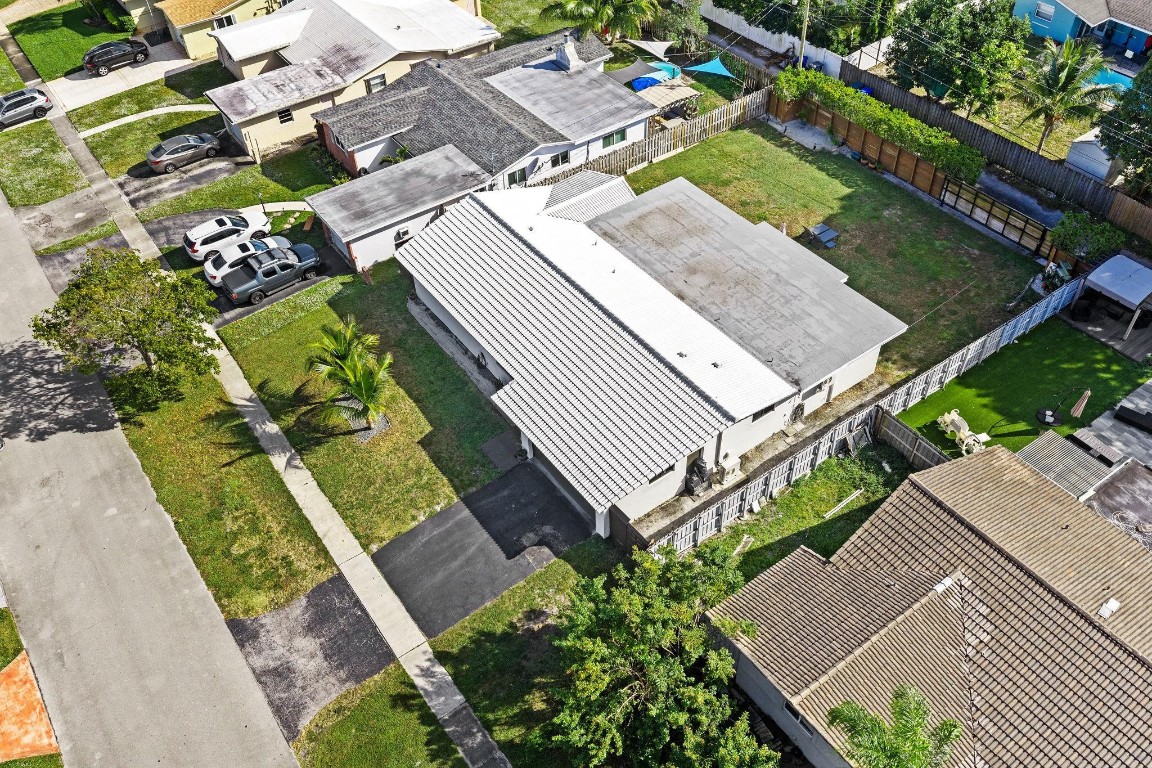 Hollywood, Florida, 33021, United States, 4 Bedrooms Bedrooms, ,2 BathroomsBathrooms,Residential,For Sale,2005930