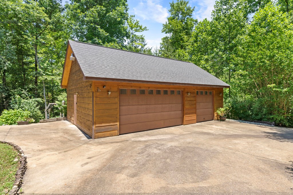 Blue Ridge, Georgia, 30513, United States, 3 Bedrooms Bedrooms, ,3 BathroomsBathrooms,Residential,For Sale,1980618