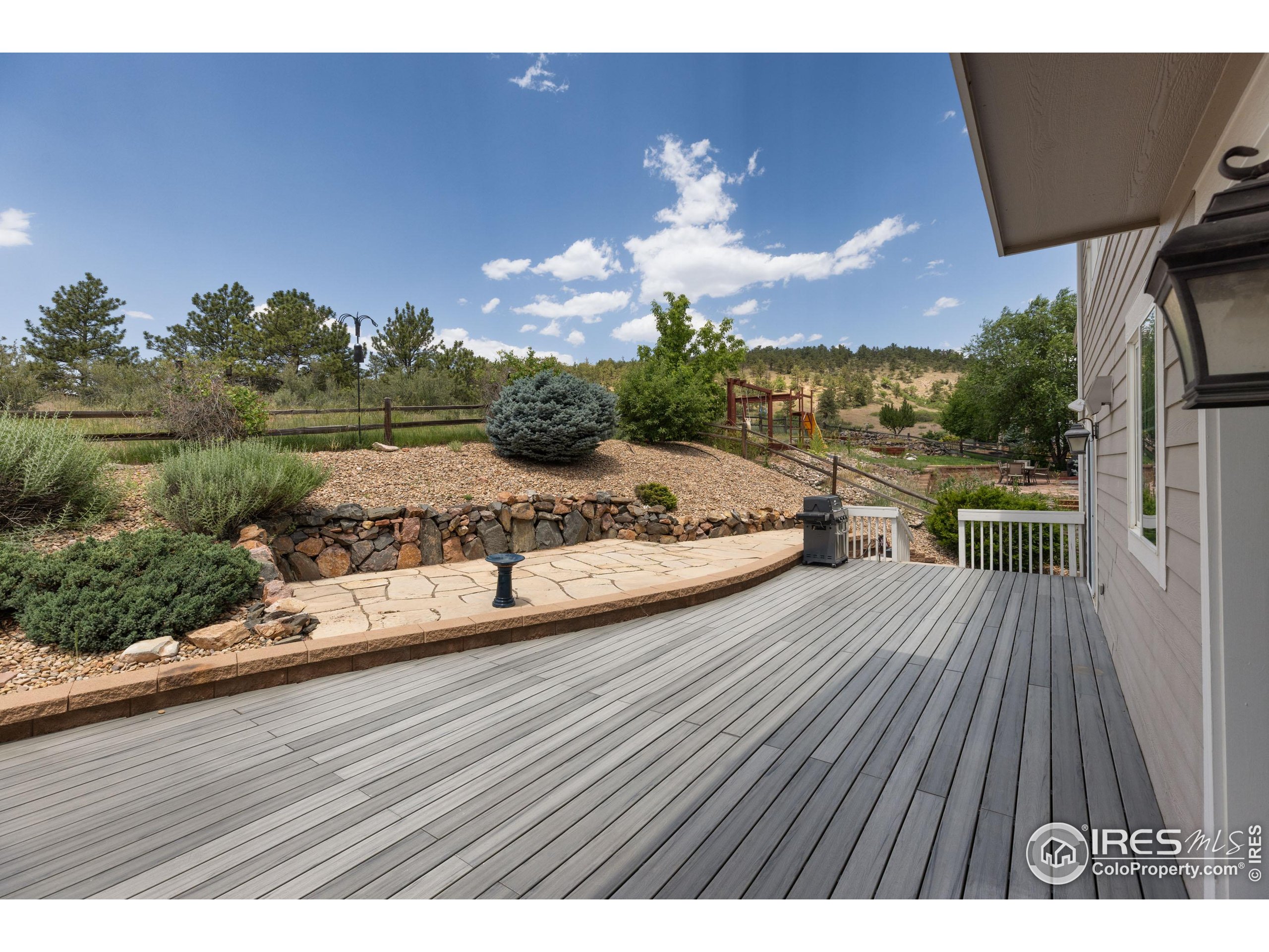 Lyons, Colorado, 80540, United States, 4 Bedrooms Bedrooms, ,3 BathroomsBathrooms,Residential,For Sale,1865994
