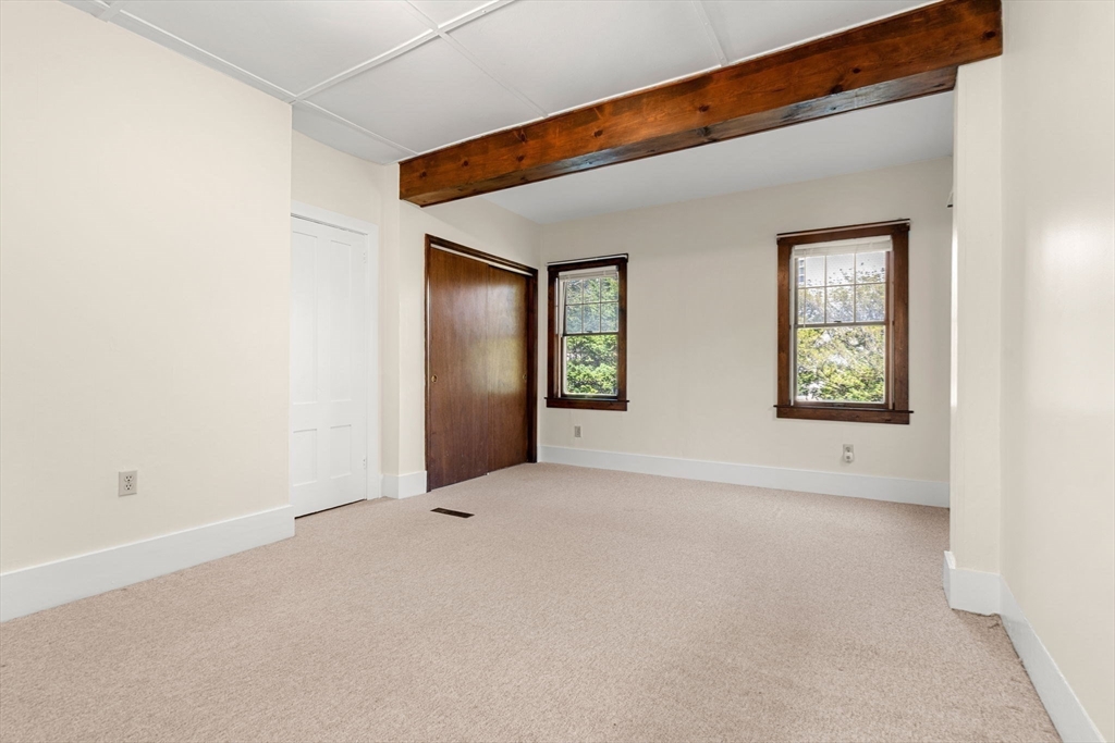 Wakefield, Massachusetts, 01880, United States, 4 Bedrooms Bedrooms, ,2 BathroomsBathrooms,Residential,For Sale,1947079