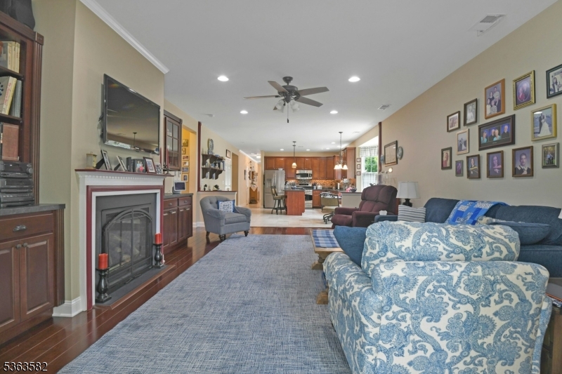 Jackson Twp., New Jersey, 08527, United States, 3 Bedrooms Bedrooms, ,2 BathroomsBathrooms,Residential,For Sale,1849721
