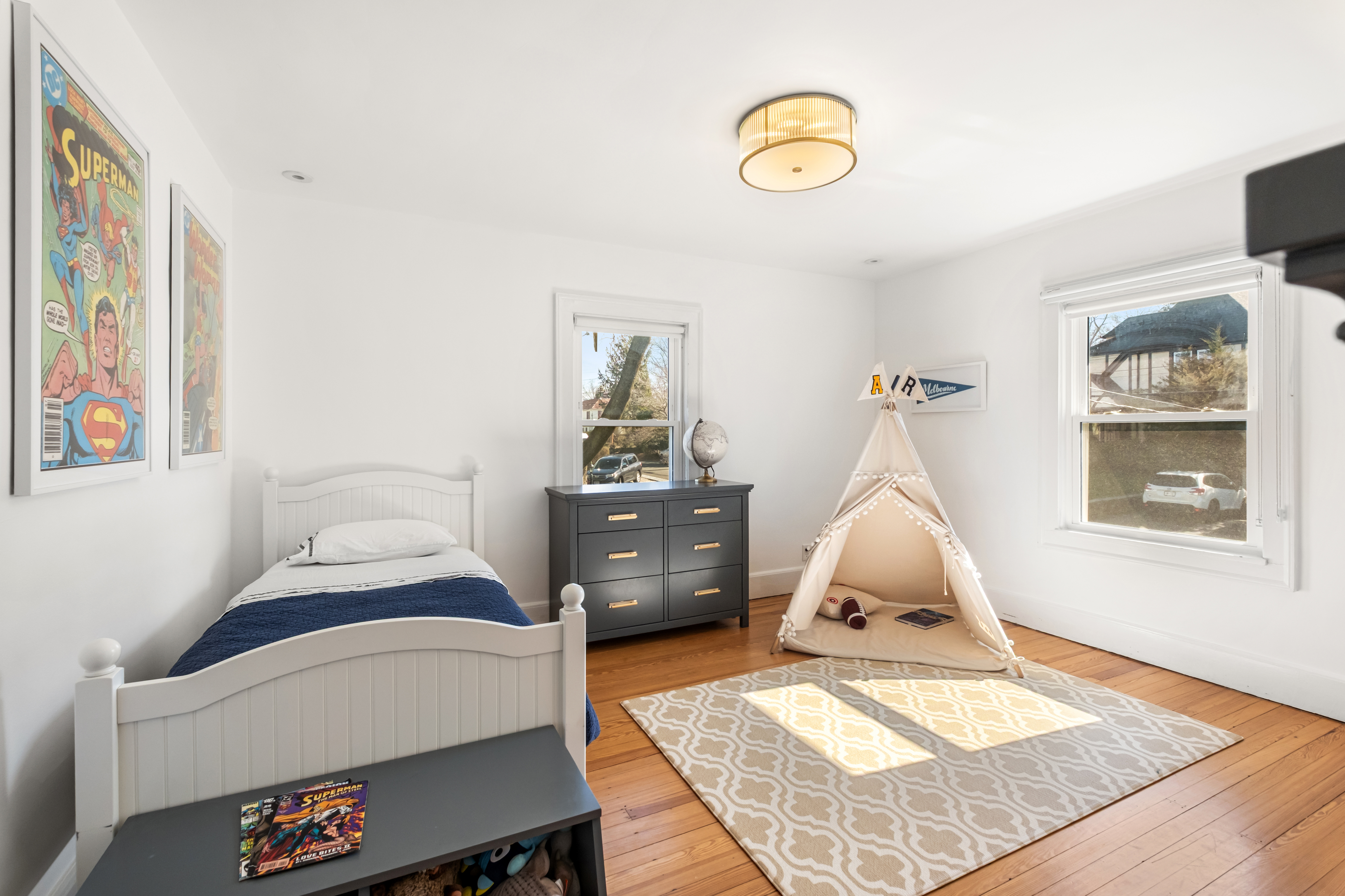  a gracious, fully-updated home where  every detail has been considered. - 物件實景