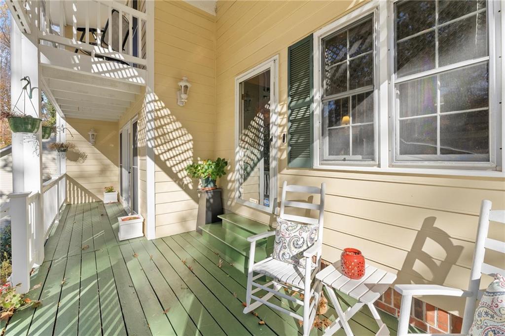 Roswell, Georgia, 30075, United States, 5 Bedrooms Bedrooms, ,4 BathroomsBathrooms,Residential,For Sale,1990755