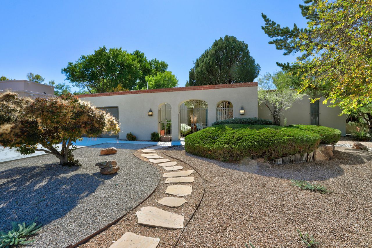 Albuquerque, New Mexico, 87109, United States, 3 Bedrooms Bedrooms, ,2 BathroomsBathrooms,Residential,For Sale,1970337