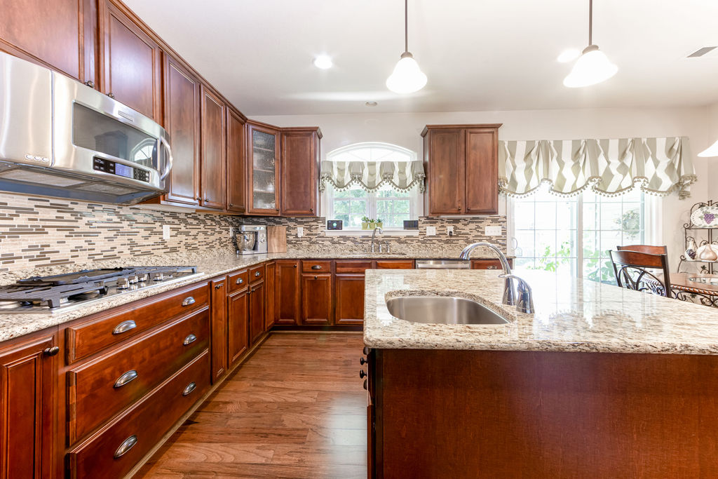Chesapeake, Virginia, 23322, United States, 6 Bedrooms Bedrooms, ,3 BathroomsBathrooms,Residential,For Sale,1927951