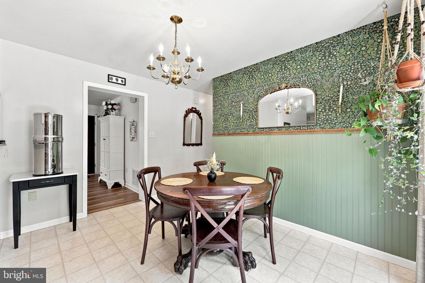 Columbia St, Harpers Ferry, WV 25425