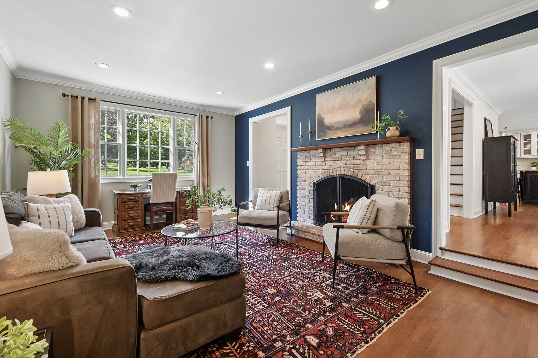  Immaculate Custom Colonial Located on a Traditional Country Setting - 物件實景