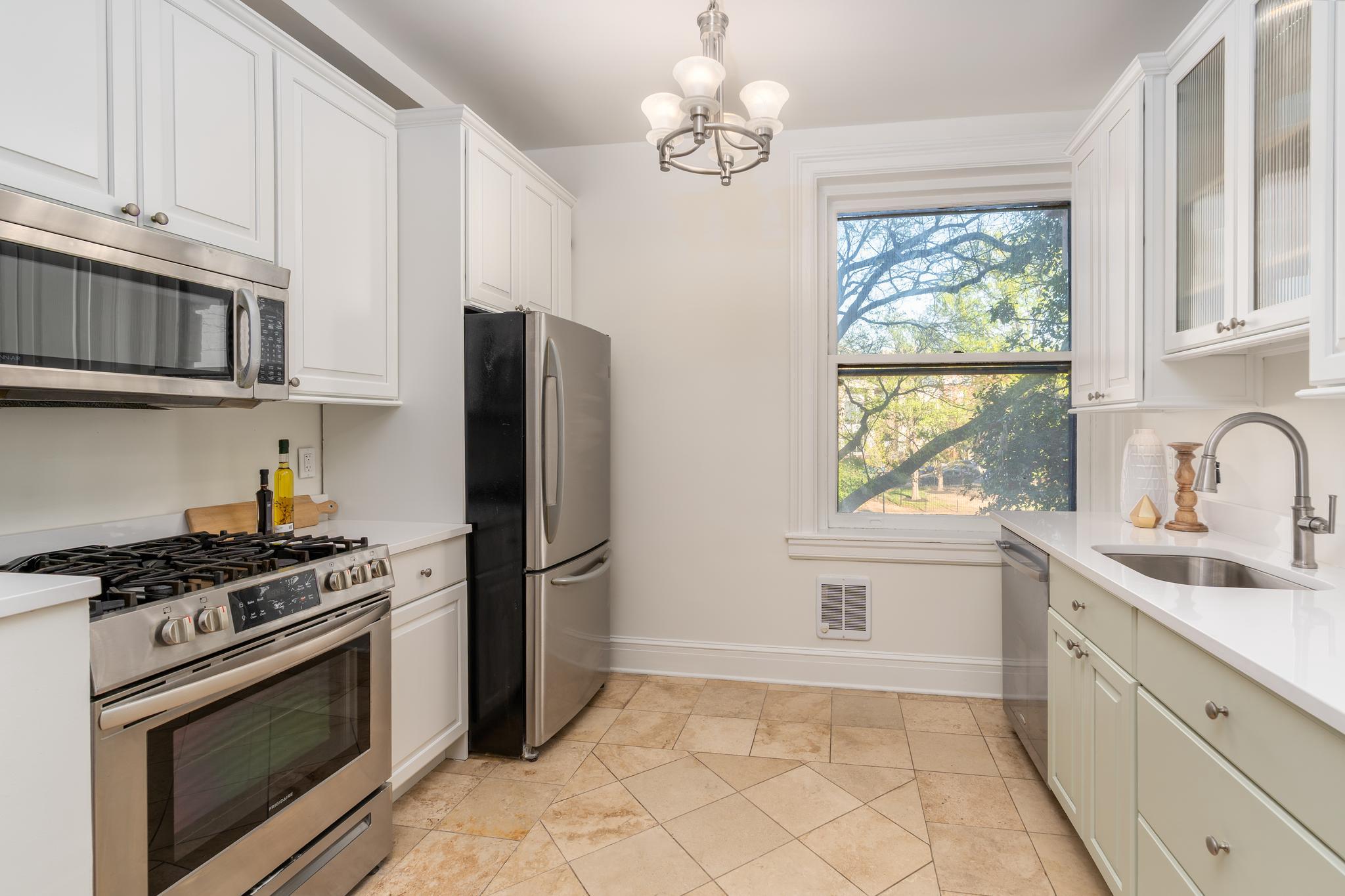  3060 16th Street NW, Washington, DC, 20009 - 物件實景