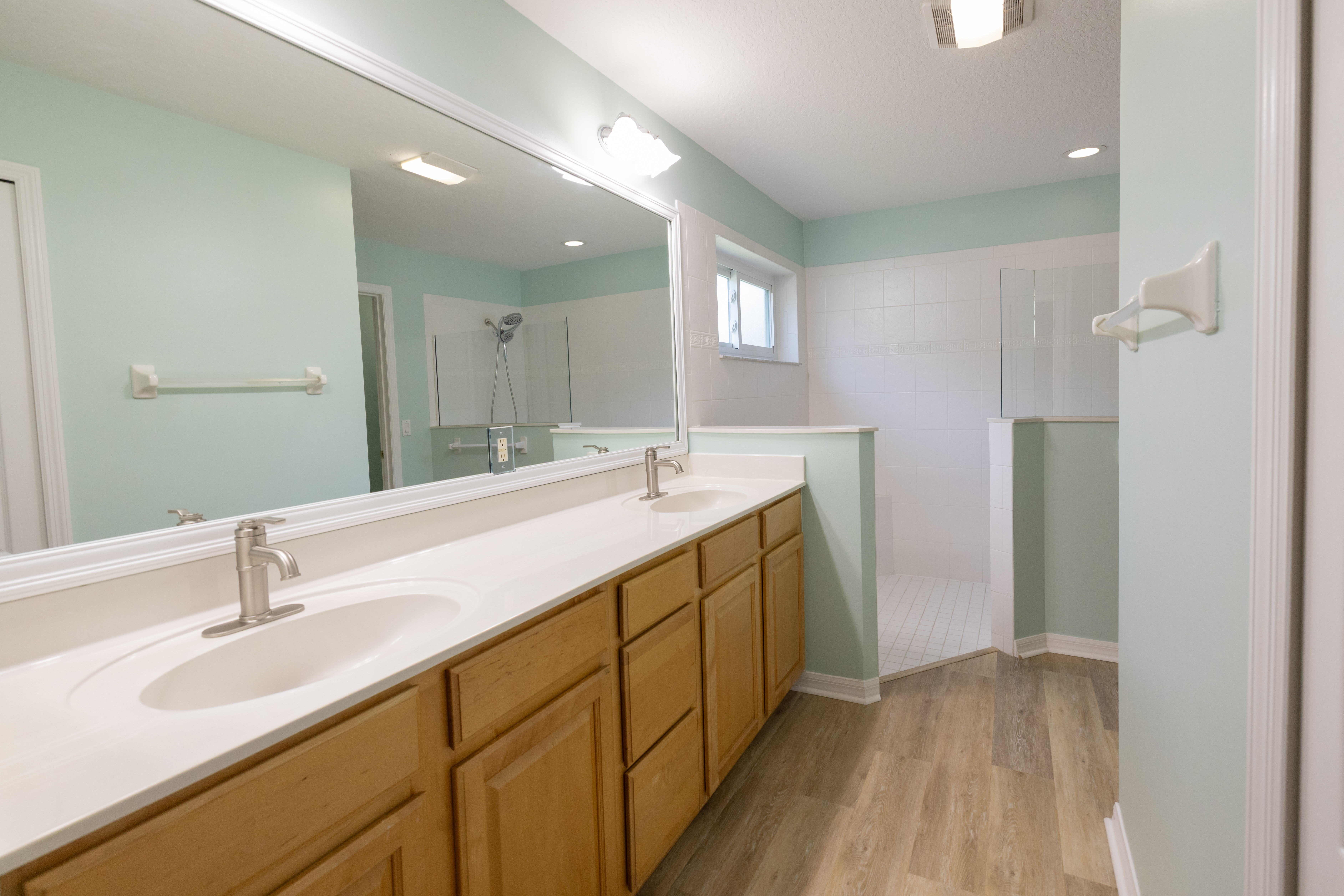  681 Indian Oaks Drive, Melbourne, FL, 32901 - 物件實景