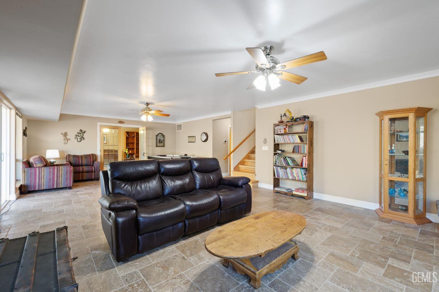 Kernville, California, 93238, United States, 4 Bedrooms Bedrooms, ,3 BathroomsBathrooms,Residential,For Sale,1941989