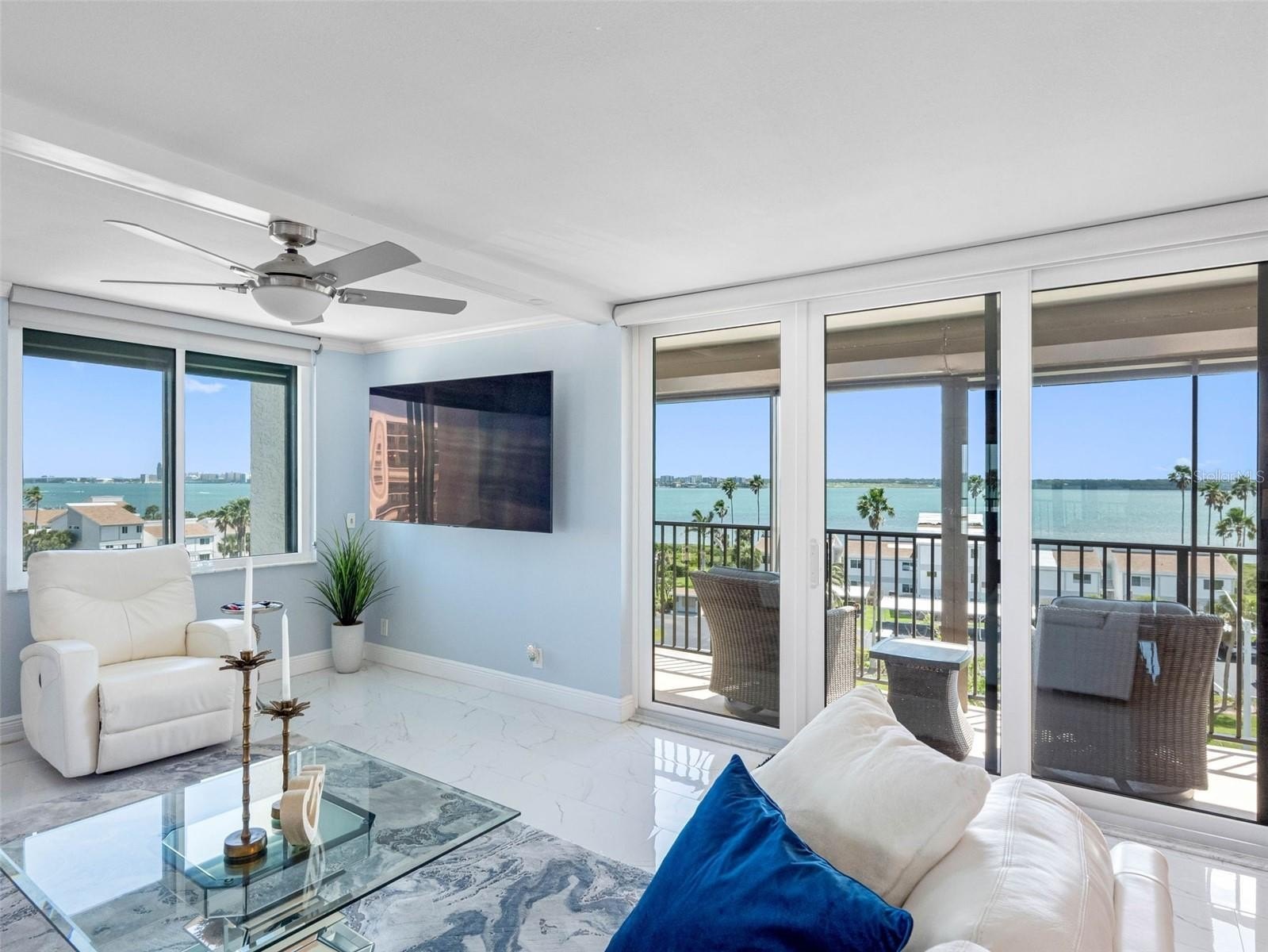 CLEARWATER BEACH, Florida, 33767, United States, 2 Bedrooms Bedrooms, ,2 BathroomsBathrooms,Residential,For Sale,1937556