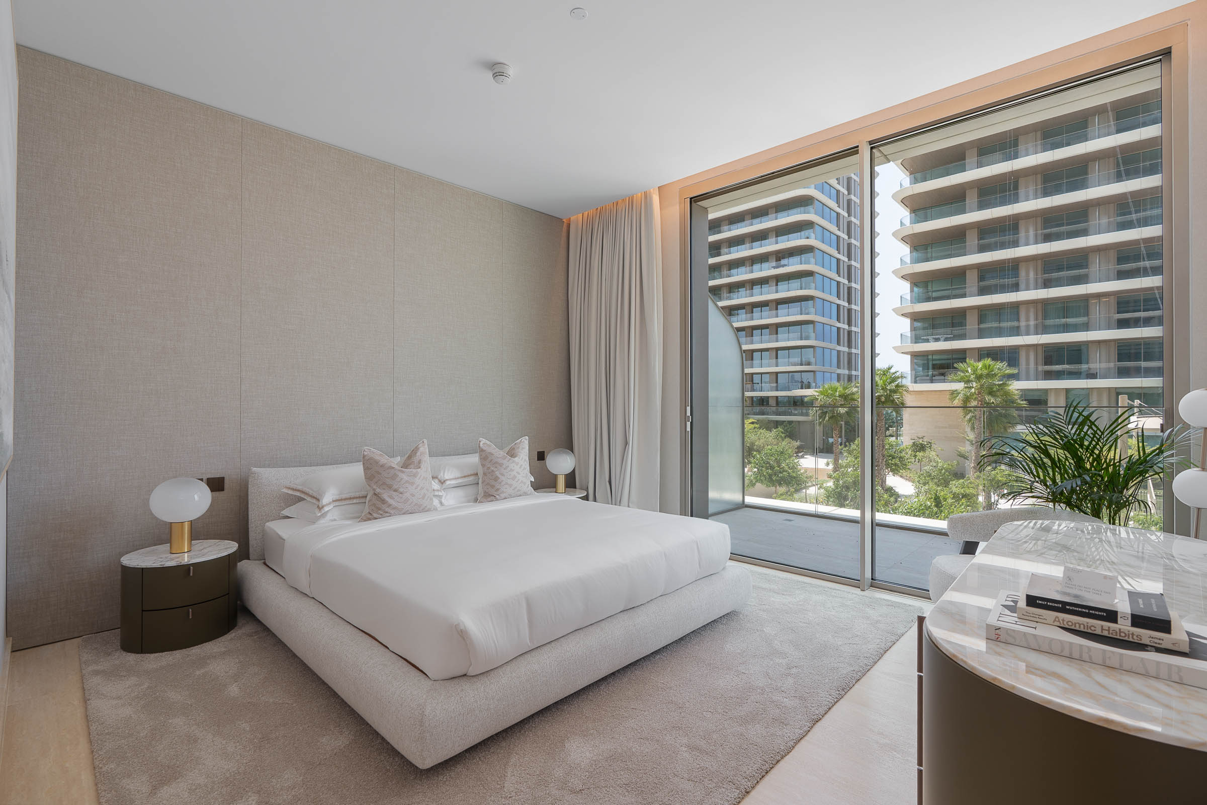  Brand-New Three-Bedroom Residence at Serenia Living - 物件實景