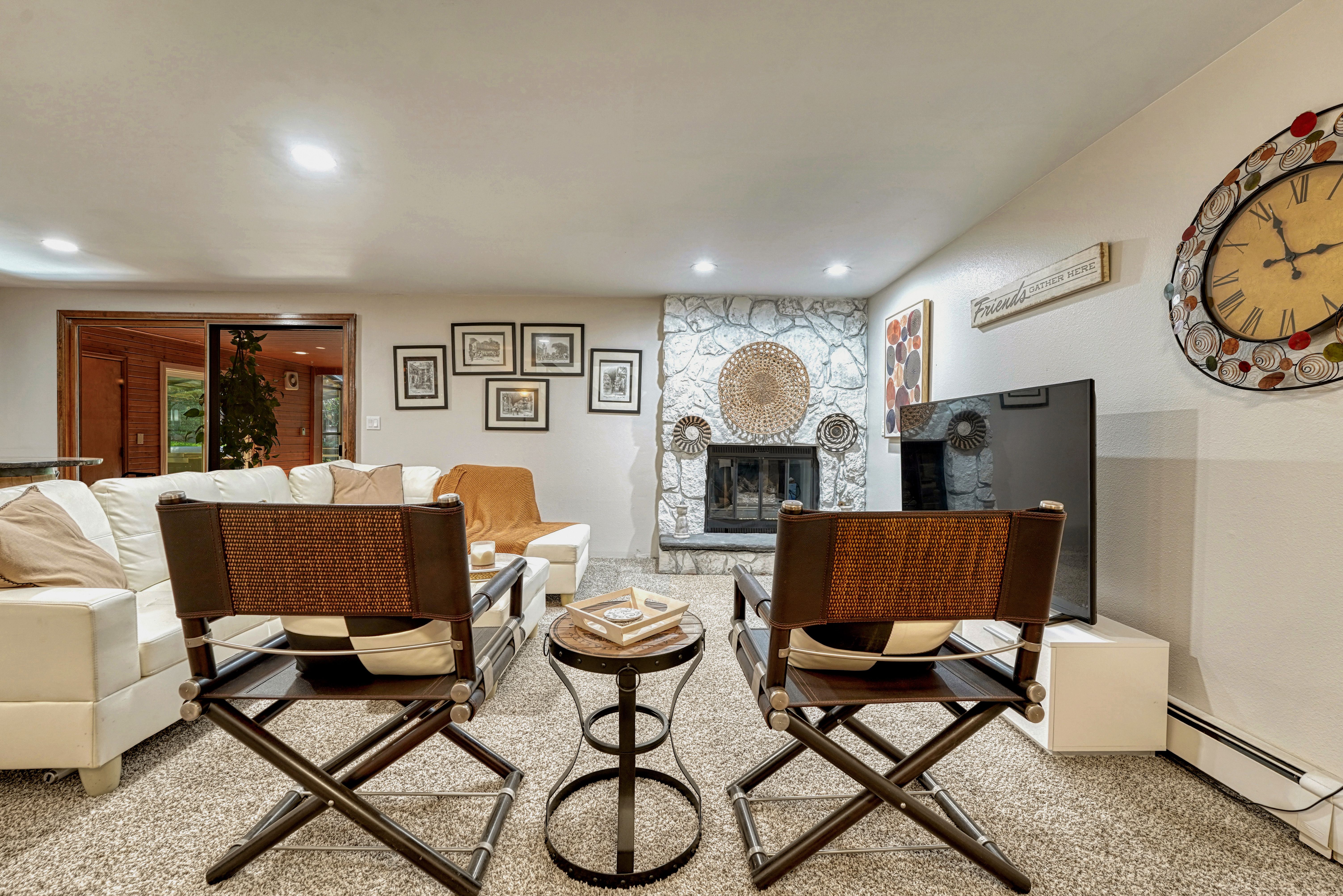  Renovated Ranch with Outdoor Living - 物件實景