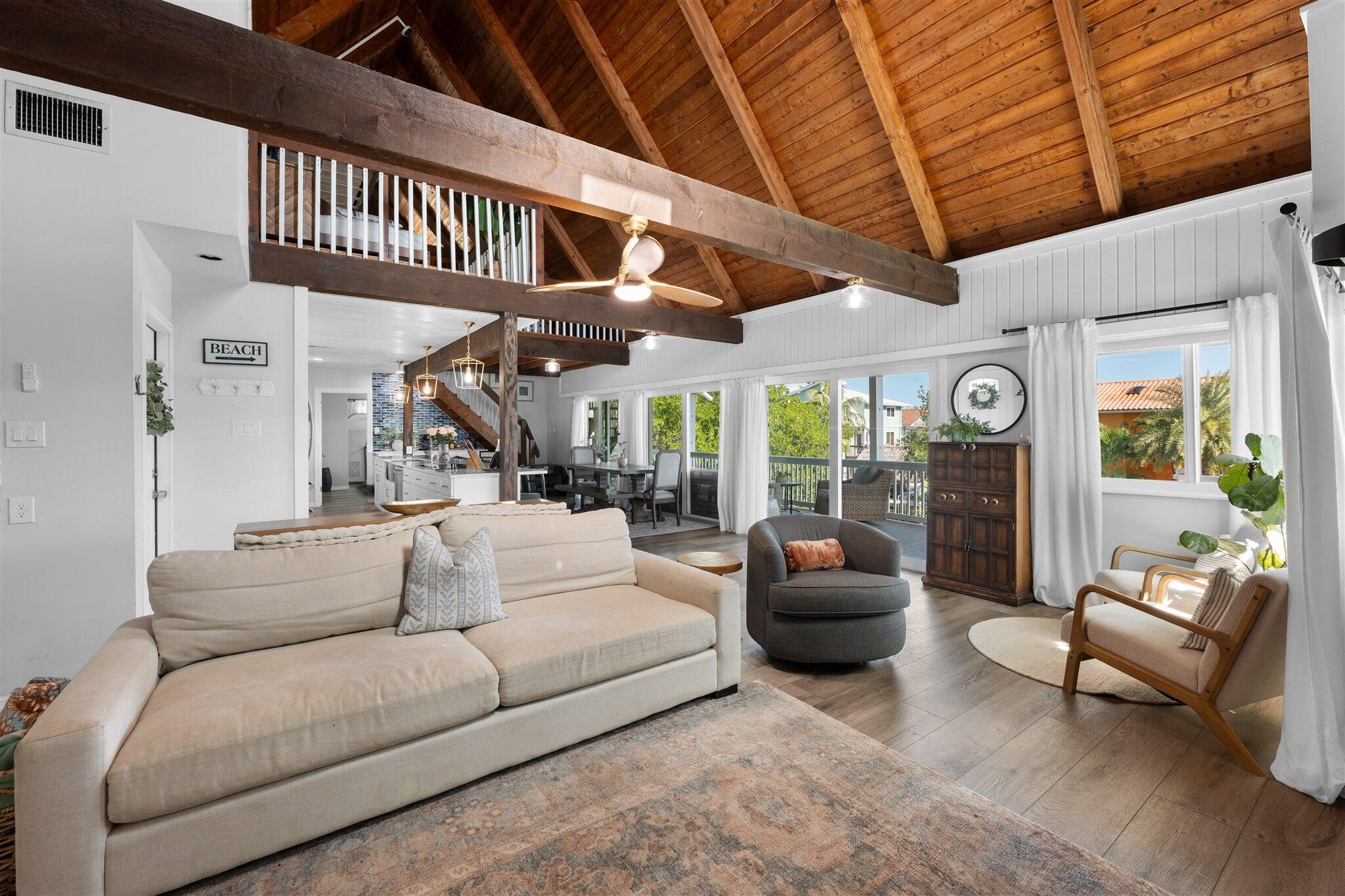 MARATHON, Florida, 33050, United States, 2 Bedrooms Bedrooms, ,2 BathroomsBathrooms,Residential,For Sale,2000916