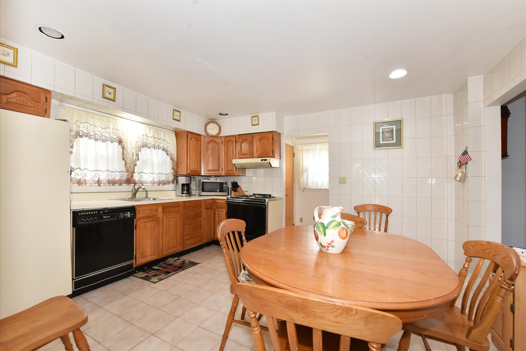  57-46 262nd Street, Little Neck, NY, 11362 - 物件實景