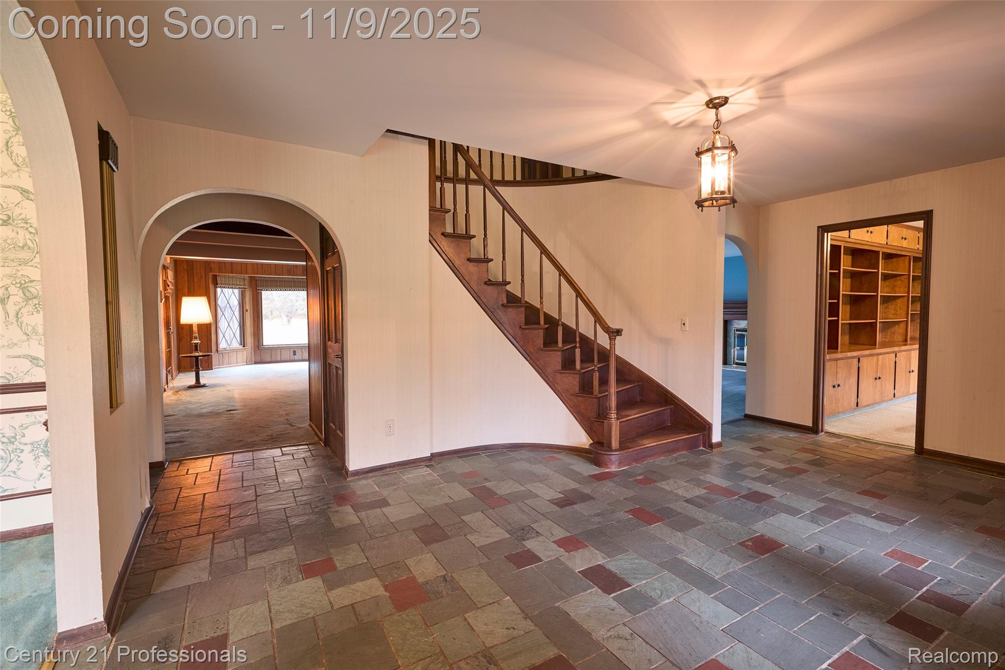 Rochester, Michigan, 48306, United States, 5 Bedrooms Bedrooms, ,6 BathroomsBathrooms,Residential,For Sale,1987117