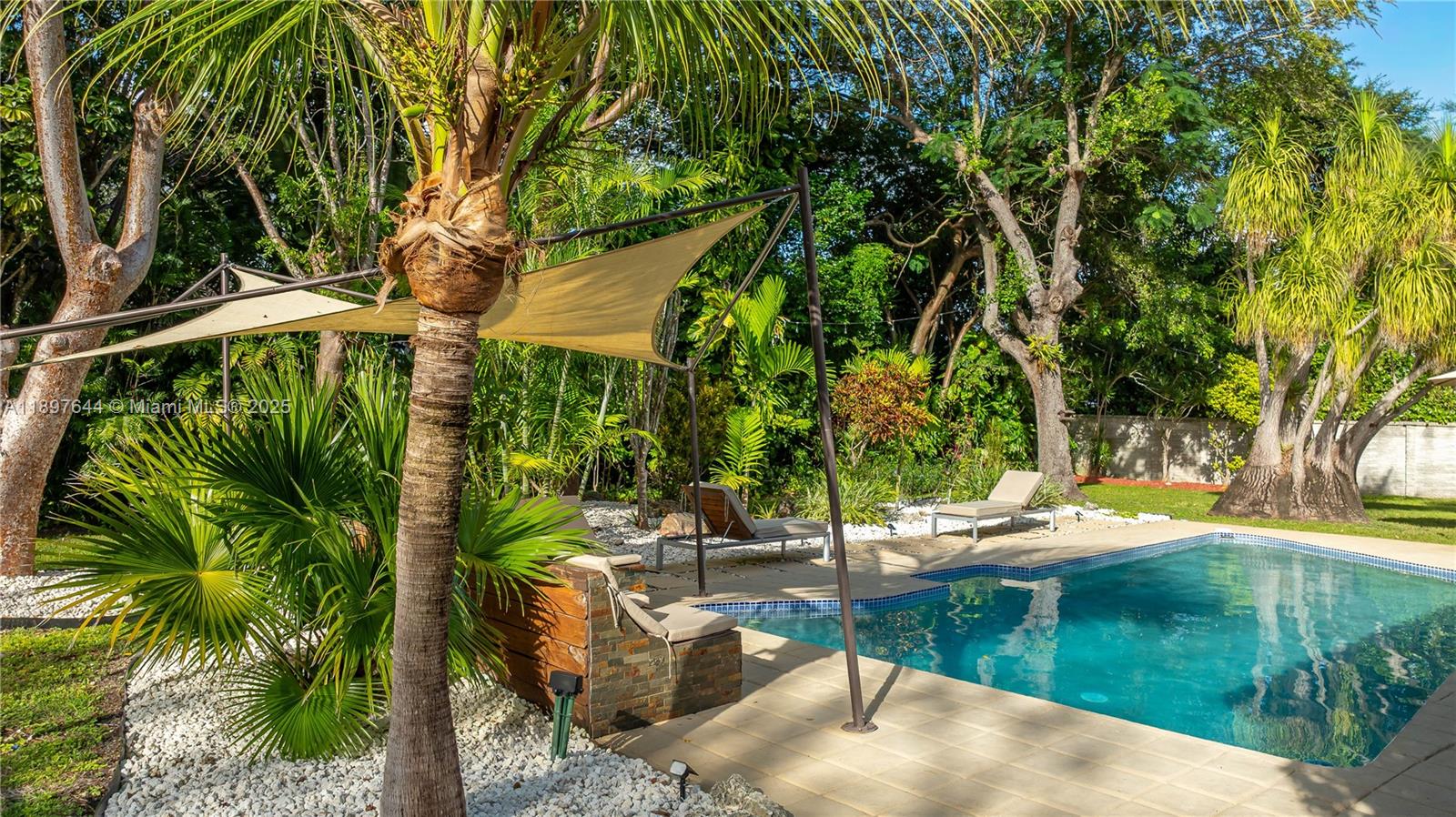 Palmetto Bay, Florida, 33157, United States, 4 Bedrooms Bedrooms, ,4 BathroomsBathrooms,Residential,For Sale,1966916