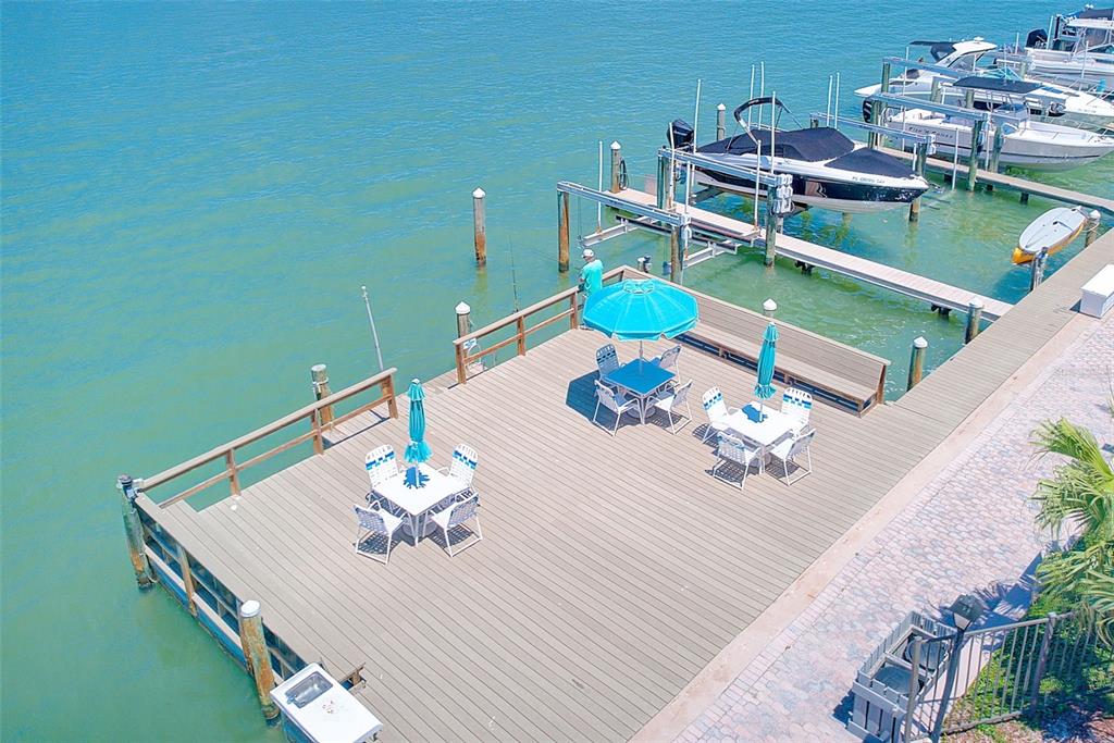 736 Island Way Unit 404, Clearwater Beach, Florida, 33767, United States, 2 Bedrooms Bedrooms, ,2 BathroomsBathrooms,Residential,For Sale,736 Island Way Unit 404,1542121