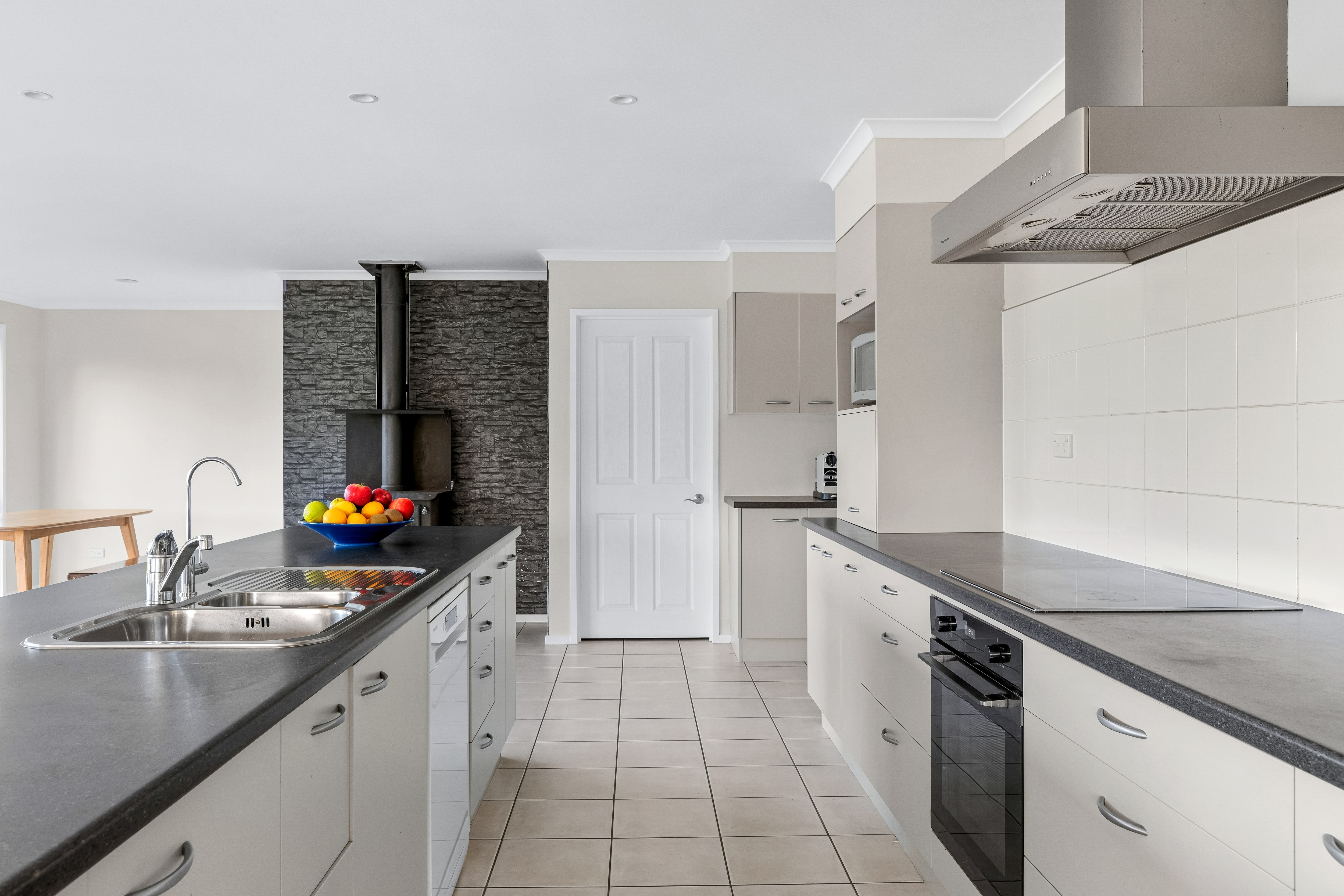  42 Rauhori Road, Makarau, Auckland - 物件實景