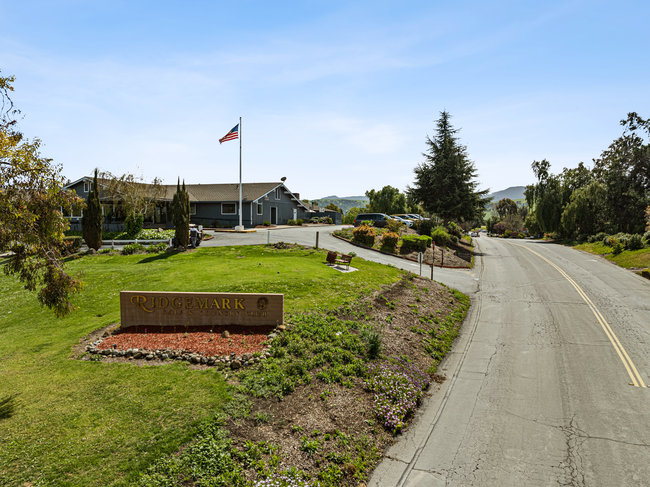 Hollister, California, 95023, United States, 3 Bedrooms Bedrooms, ,2 BathroomsBathrooms,Residential,For Sale,1882231