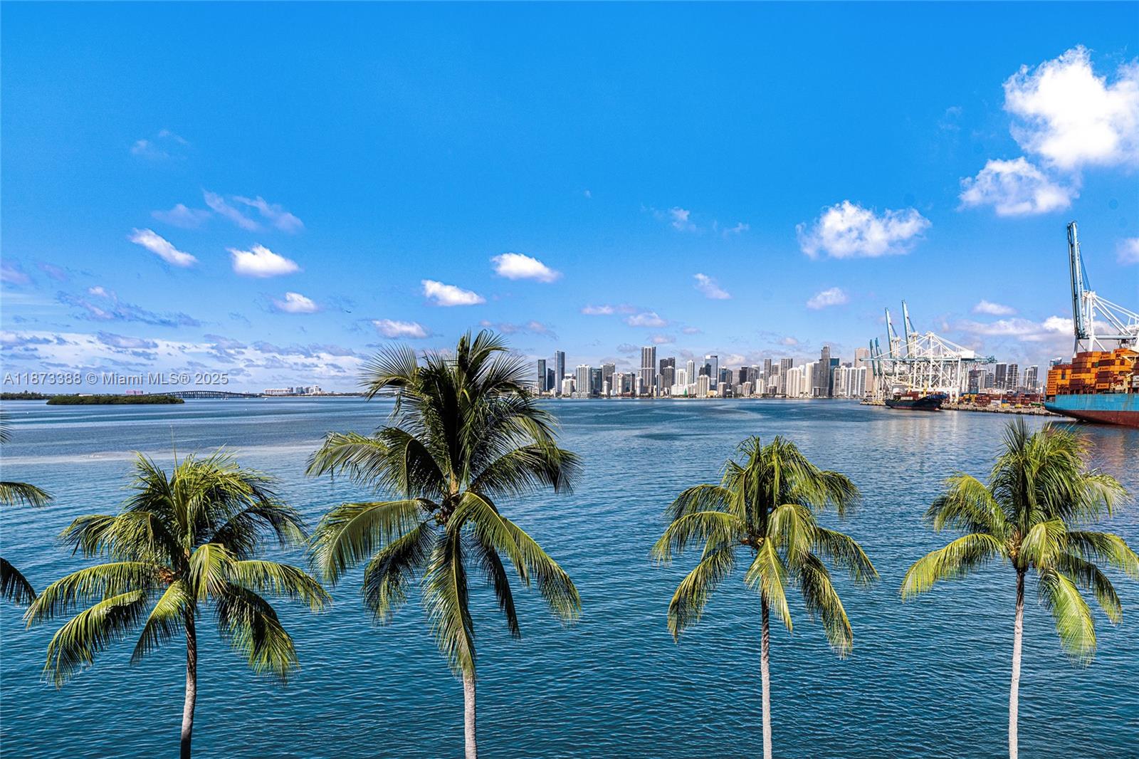 Miami, Florida, 33109, United States, 3 Bedrooms Bedrooms, ,3 BathroomsBathrooms,Residential,For Sale,1940936