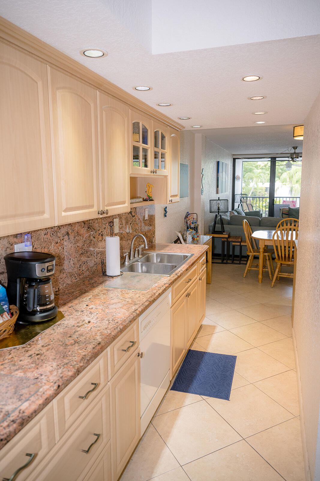 KEY LARGO, Florida, 33037, United States, 2 Bedrooms Bedrooms, ,2 BathroomsBathrooms,Residential,For Sale,1891316
