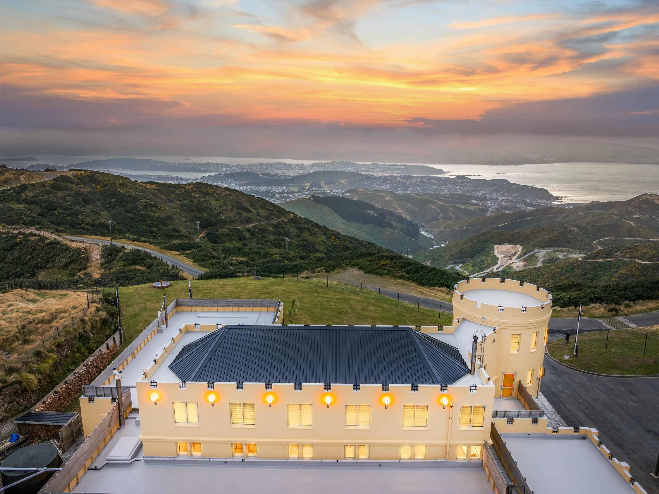  430 Hawkins Hill Road, Brooklyn - 物件實景